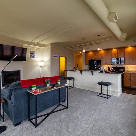 Apartmán King Bed W/ Panoramic Views Of Dt! Rochester Exteriér fotografie