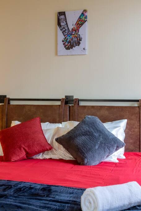 Apartmán King Bed W/ Panoramic Views Of Dt! Rochester Exteriér fotografie